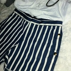 New Banana Republic striped "Ryan" shorts sz 8